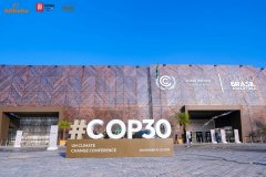 展现了一系列基于AI的天气处理方案