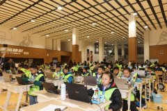 育出一批懂AI逻辑、能立异使用的“将来创制者”